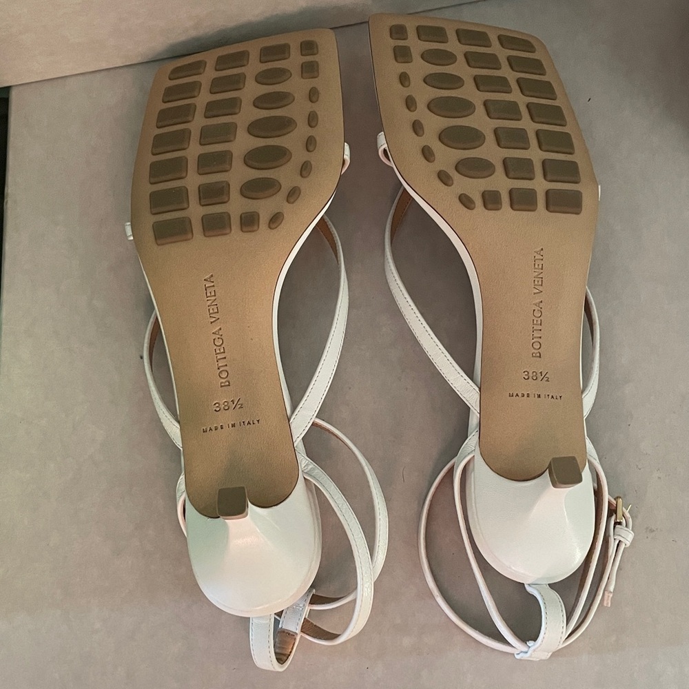 Bottega Veneta White Strappy Sandals - Picture 4 of 6